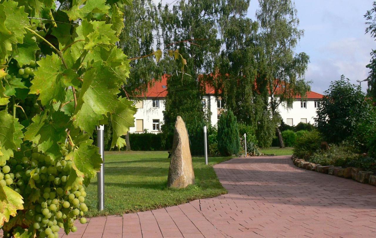 Christliche Gaestehaeuser Weinstrasse Neustadt an der Weinstraße 外观 照片
